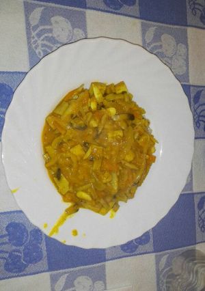 Una foto de Curry con verduras
