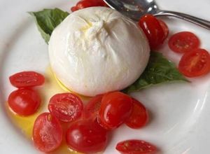 Foto de Burrata com Tomate Cherry