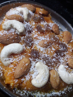 ગાજર નો હલવો(Gajar Halvo Recipe in Gujarati) રેસીપી મુખ્ય ફોટો