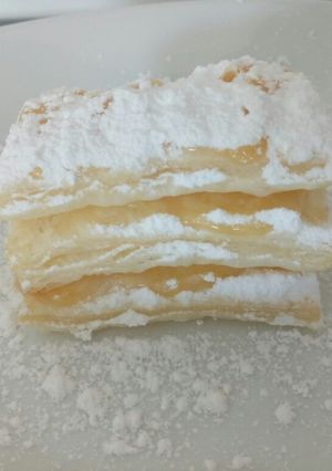 A picture of Mille foglie di limone.