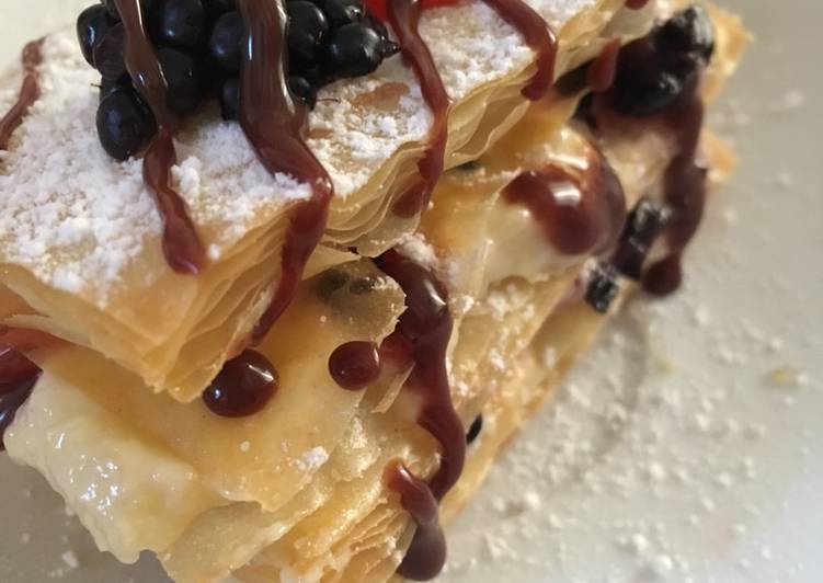 Milhojas de pasta filo