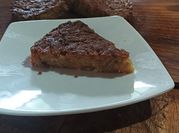 Una foto de tarta de nueces