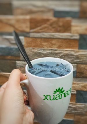 Hình của món Sữa đậu nành mè đen.