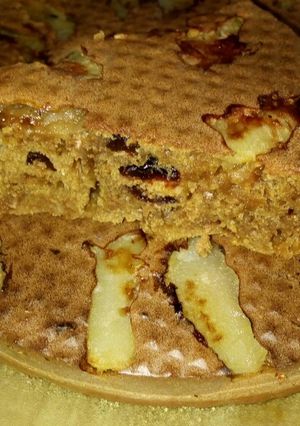 Una foto de Torta integral invertida con ciruelas