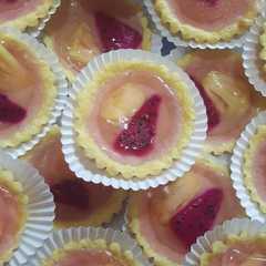 A picture of Pie mini buah.