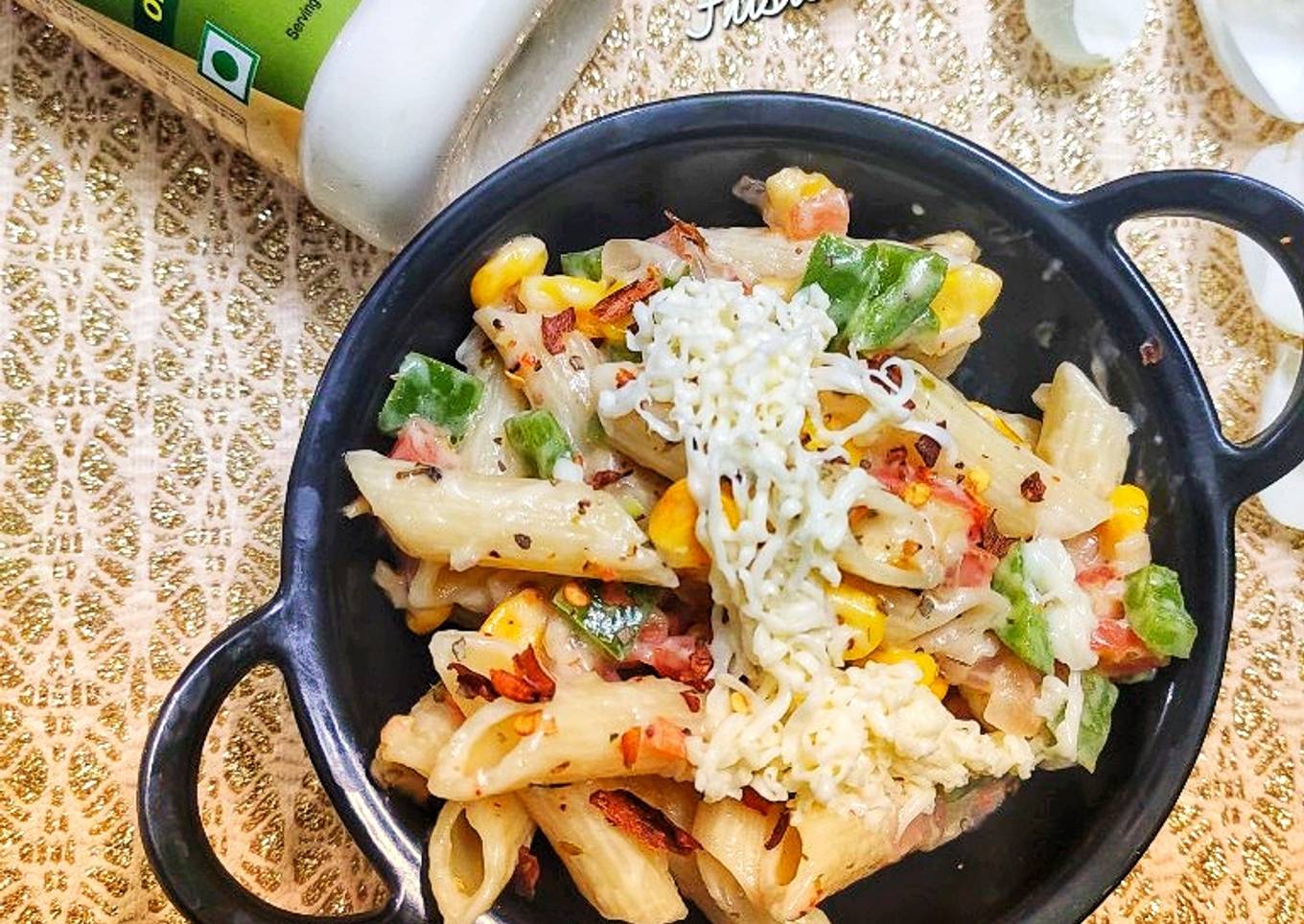 Mayonnaise pasta