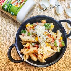 Mayonnaise pasta A picture of Mayonnaise pasta.