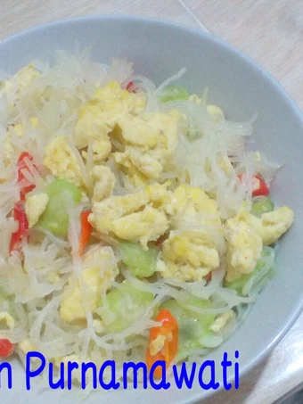 Langkah Gampang Membikin Resep Tumis Oyong Soun Telur Pedas yang Lezat Anti Ribet, Lezat