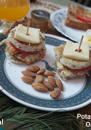 A picture of Potato Cheese Omlette- Kids Snack Brunch.