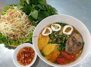 Hình của món Bún cá ngừ.