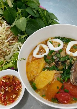 Hình của món Bún cá ngừ.
