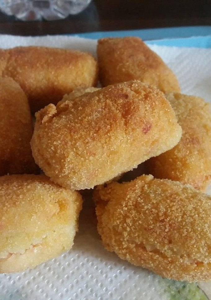 Una foto de Croquetas de palito de cangrejo