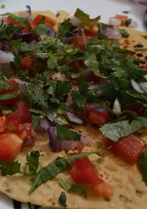 મસાલા પાપડ (Masala papad Recipe in Gujarati) રેસીપી મુખ્ય ફોટો
