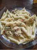 Pasta (mascarroni) con salsa blanca (10 personas)
