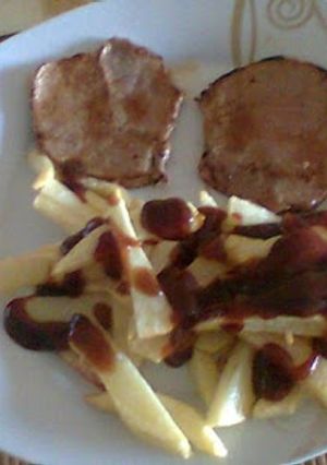 Una foto de Filete de añojo irlandés con patatas fritas extracrujientes
