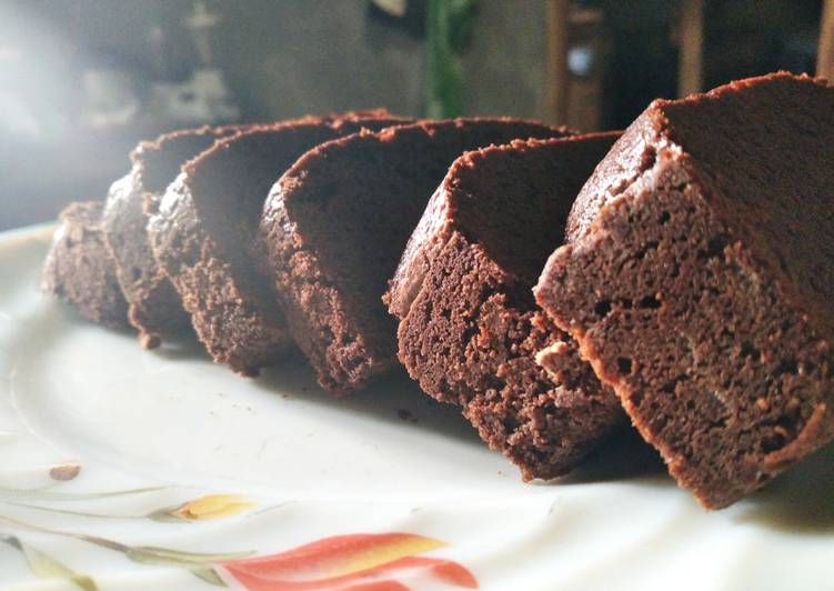Langkah Mudah untuk Menyiapkan Brownies Panggang, Lezat
