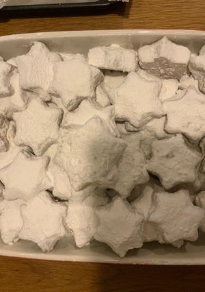 A picture of Cretan Almond Kourabiedes.