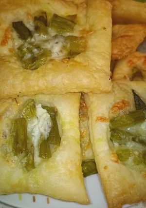 Foto di Sfogliatine di asparagi