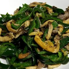 A picture of Oyster mushroom and chili stirfry.