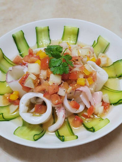 莎莎醬.小黃瓜.涼拌.海鮮.小卷  家常菜 的食譜成品照片