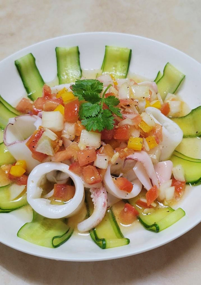 莎莎醬.小黃瓜.涼拌.海鮮.小卷  家常菜 的食譜成品照片
