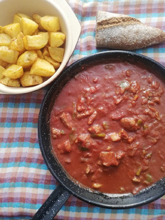 Una foto de Magro o Magras en tomate