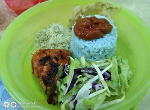 Gambar Nasi Kerabu Ayam Bakar