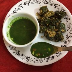 A picture of Jade corn soup and paneer-corn patra.