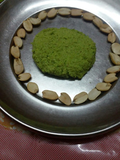 પીનટ ગ્રીન ચટણી(Peanut green chatney recipe in Gujarati) રેસીપી મુખ્ય ફોટો