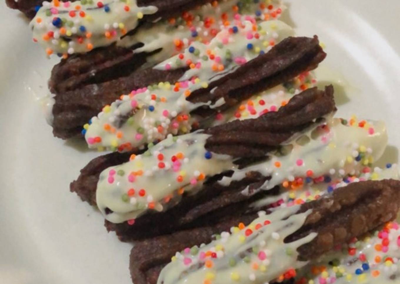 Resep Choco Churros with white chocolate glaze (takaran sendok)