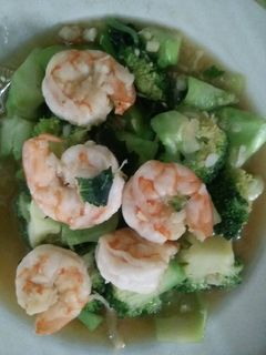 รูปของ บล๊อคโคลี่ผัดกุ้งน้ำมันหอย