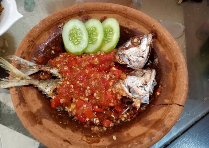 Resep Sambal Gami Ikan Kembung Oleh Dina Rizzm Cookpad