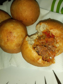A picture of Meat buns.