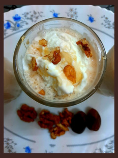 A picture of Oats and dates milkshake.