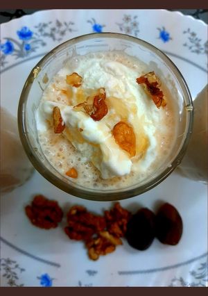 A picture of Oats and dates milkshake.
