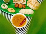 A picture of coconut chutney for dosa