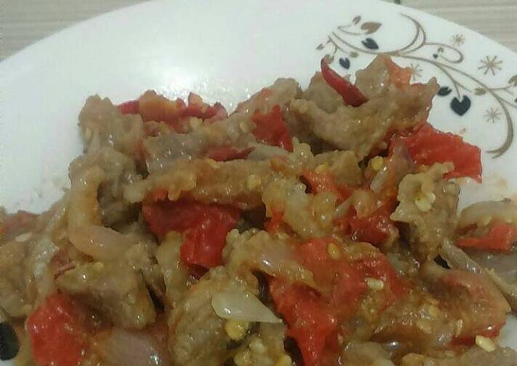Kambing lado merah