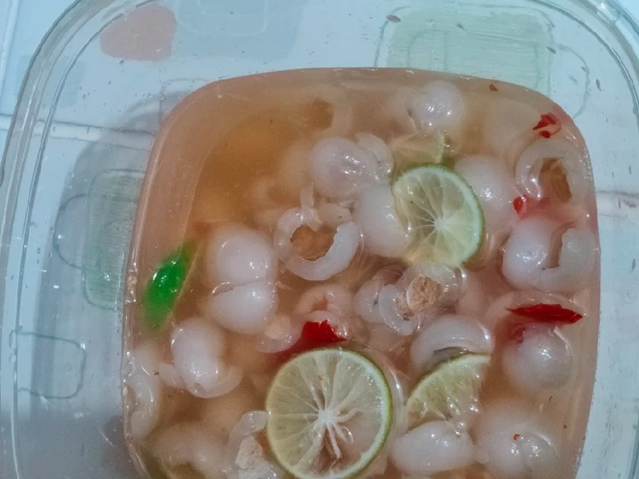 Easy Steps to Prepare Recipes Asinan pedes manis buah rambutan the Awesome  Really Delicious.