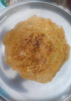 चिल्ली गार्लिक परांठे (Chilli garlic parathe recipe in Hindi) रेसिपी मुख्य फोटो