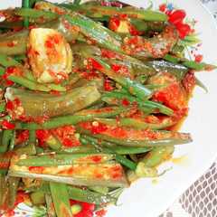 รูปของ Terong + kucai sambal tumis