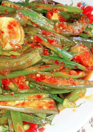 Foto resep Terong + kucai sambal tumis