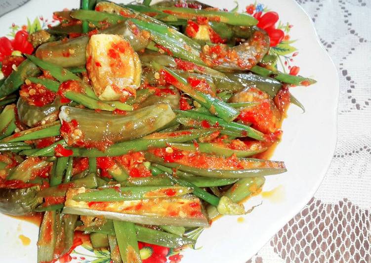 Terong + kucai sambal tumis