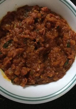 A picture of Tomato & Menthi Chutney / Tomato Pachadi.