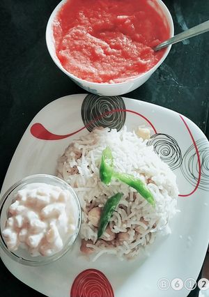 A picture of Kabuli chana pulao.
