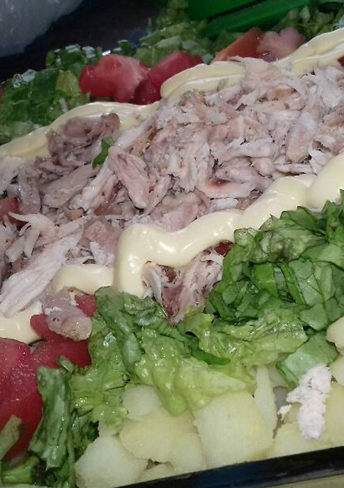 Una foto de Ensalada Fresca de Pollo