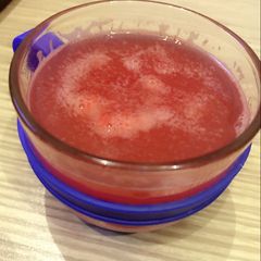 Watermelon lime drink A picture of Watermelon lime drink.
