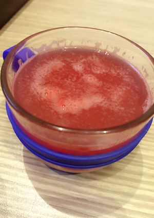 A picture of Watermelon lime drink.