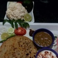 A picture of Gobhi ka paratha.