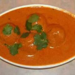 A picture of Shahi malai kofta.