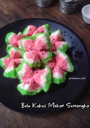 Foto resep Bolu Kukus Mekar Semangka